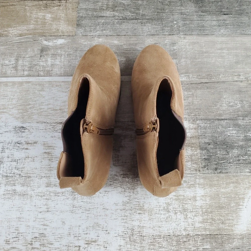 Aerosoles Alisa Women Wedge Bootie Sz 6 M Light Tan Suede Weatherproof Side Zip